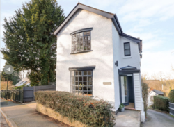 Chalk Cottage Malvern -