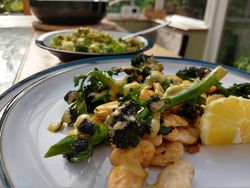 Our Lizzy Recipe: Herby Greens & Beans - Our Lizzy Cooking